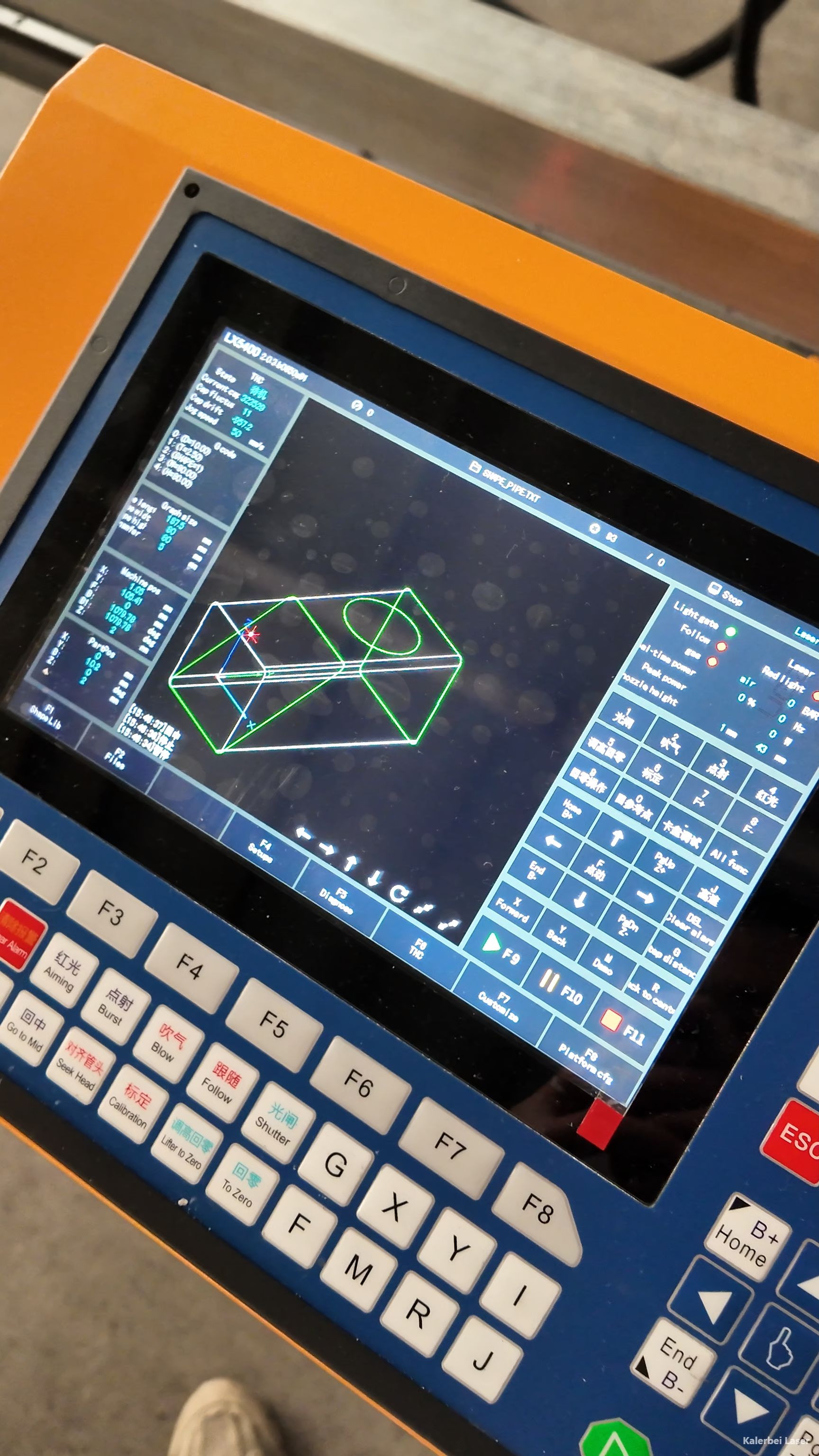 High-quality Factory Direct Sales of 1.5KW Pneumatic Chuck Small Laser Tube Cutting Machine